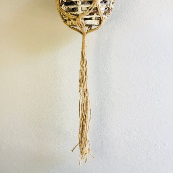 Macreme plant holder with gold color ring, twist design holds one plant boho - Picture 4 of 5